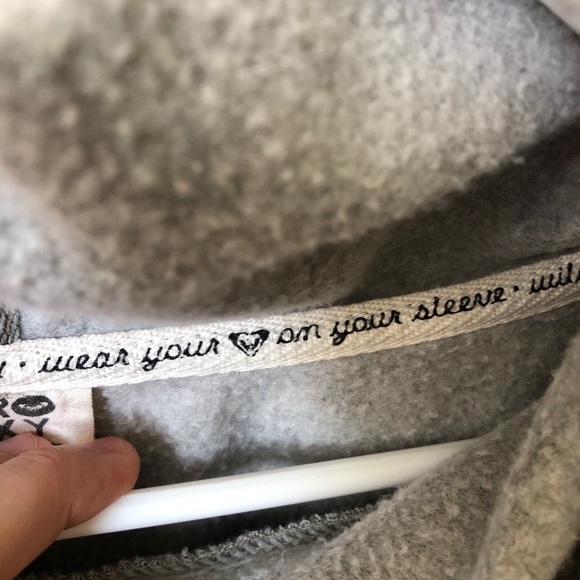 ✨Roxy Grey Cowl Neck Sweater✨ - Picture 8 of 12